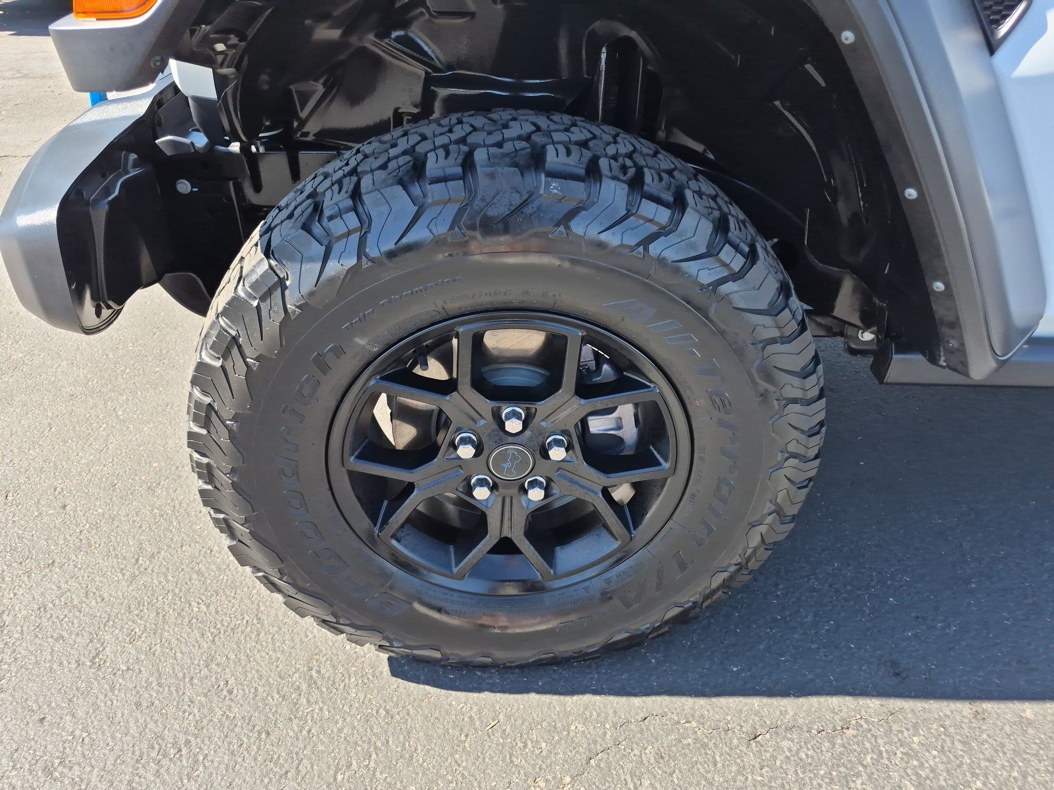 Used 2024 Jeep Wrangler Unlimited AWD/4WD image 11