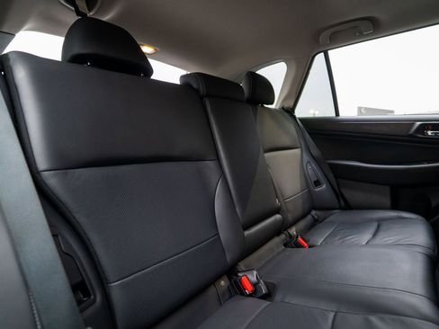 Used 2015 Subaru Outback 2.5i Limited image 33