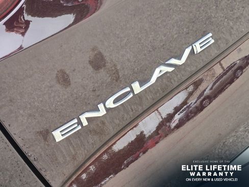 Used 2021 Buick Enclave Avenir w/ Avenir Technology Package FWD image 9