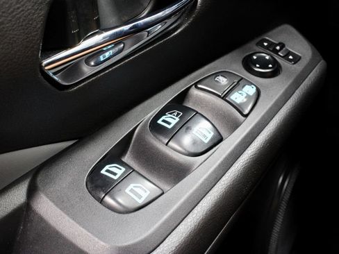 Certified 2023 Nissan Kicks SR w/ SR Premium Package FWD image 23