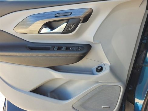 Used 2021 GMC Terrain SLT w/ Infotainment Package II image 21