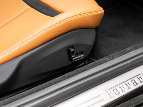 Certified 2024 Ferrari Roma image 37