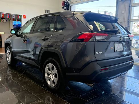 Used 2025 Toyota RAV4 LE AWD/4WD image 4