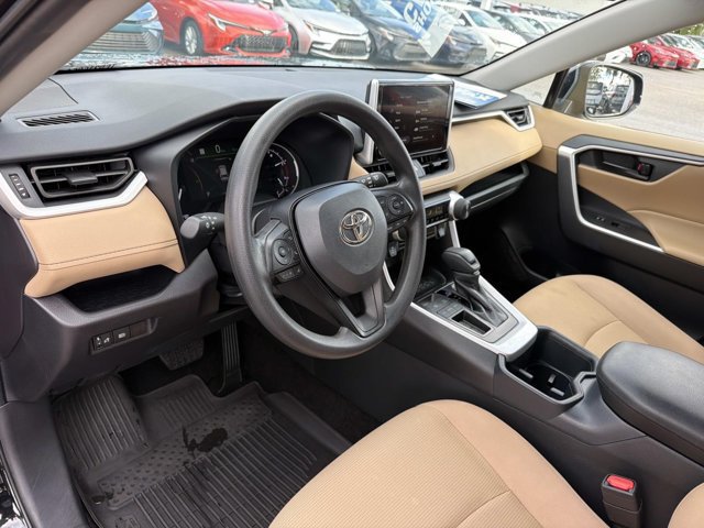 Certified 2025 Toyota RAV4 LE FWD image 11
