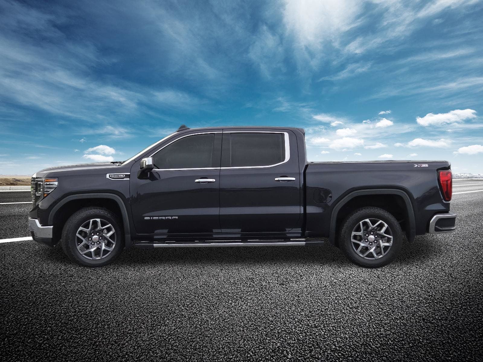 Used 2023 GMC Sierra 1500 SLT AWD/4WD image 17