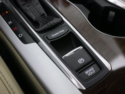 Used 2020 Acura TLX FWD image 19