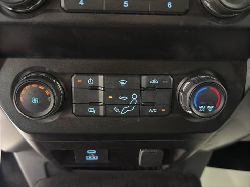 Certified 2022 Ford F350 XLT w/ XLT Value Package AWD/4WD image 5