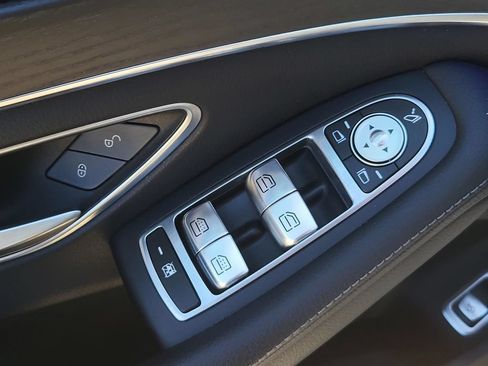 Used 2020 Mercedes-Benz S 450 Sedan image 20