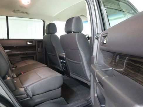 Used 2019 Ford Flex SEL AWD/4WD image 11