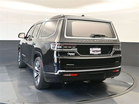 Used 2022 Jeep Grand Wagoneer Series III image 6
