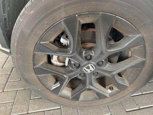 Used 2023 Honda HR-V Sport image 14