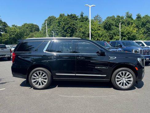 Used 2022 GMC Yukon Denali AWD/4WD image 3