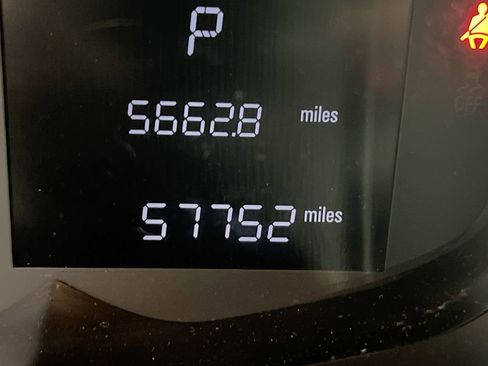 Used 2017 Chevrolet Sonic LT image 12