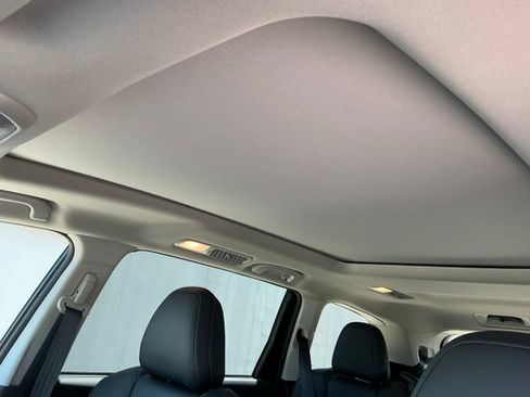 Certified 2024 Subaru Ascent Touring AWD/4WD image 16