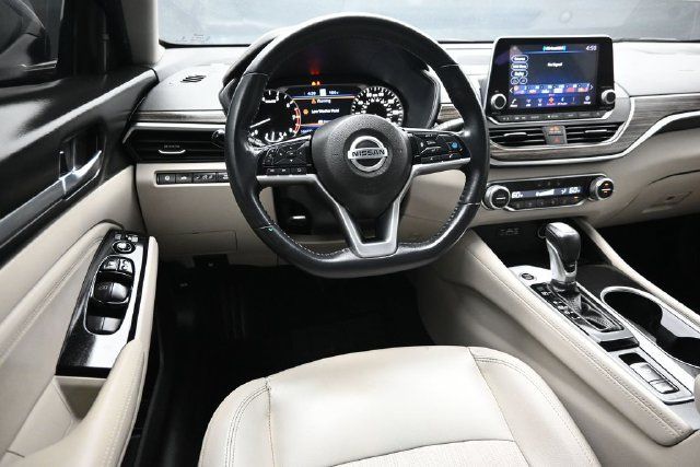 Used 2021 Nissan Altima 2.5 SL FWD image 12