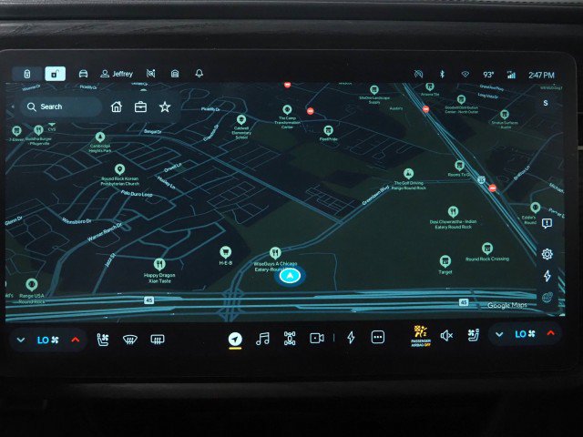 Used 2024 Rivian R1S AWD Adventure image 33