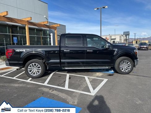 Used 2025 Ford F150 Lariat AWD/4WD image 8