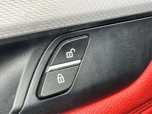 Used 2019 BMW X6 xDrive35i w/ M Sport Package image 35