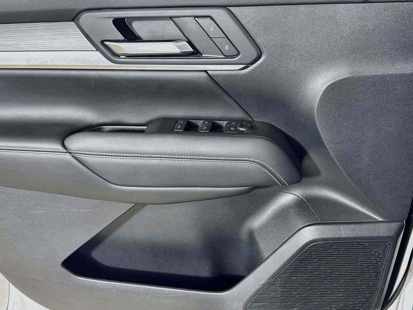 Used 2026 GMC Terrain Elevation FWD image 16