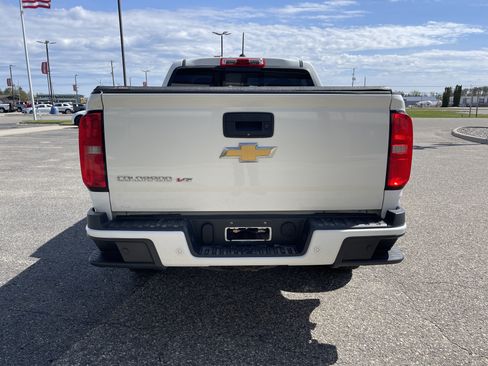 Used 2020 Chevrolet Colorado Z71 AWD/4WD image 3