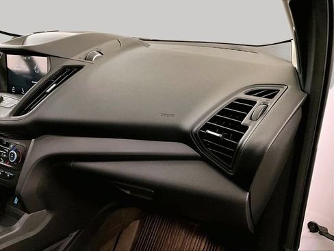 Used 2019 Ford Escape SE AWD/4WD image 16