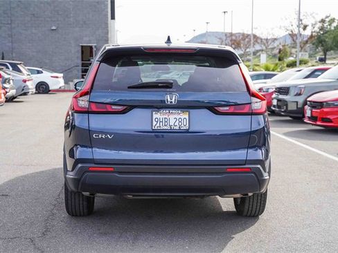 Used 2023 Honda CR-V EX image 6