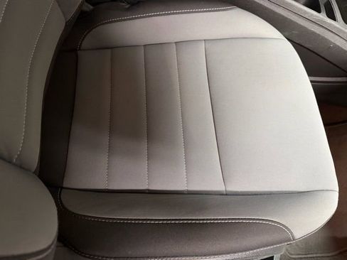 Used 2019 Ford Escape S image 27