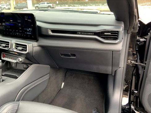 Used 2024 Ford Mustang Premium image 15