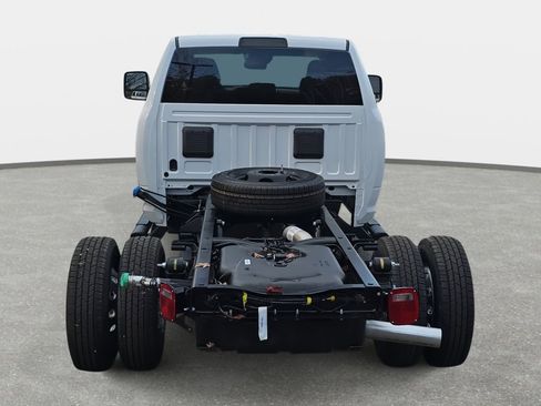 New 2026 RAM 3500 Tradesman w/ Chrome Appearance Group AWD/4WD image 6