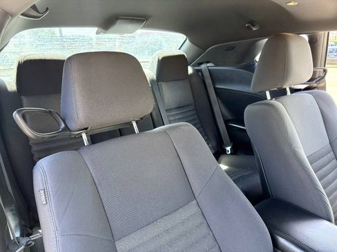 Used 2014 Dodge Challenger SXT RWD image 20