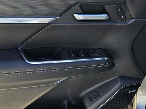 New 2026 GMC Acadia Elevation w/ Elevation Premium Package FWD image 6