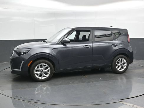 Used 2025 Kia Soul LX w/ LX Technology Package FWD image 7