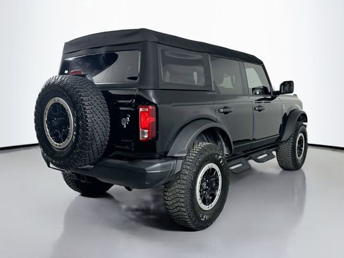 Used 2024 Ford Bronco Black Diamond w/ Sasquatch Package image 5