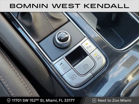 Used 2020 Kia Telluride SX w/ Towing Package image 25