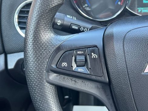 Used 2016 Chevrolet Cruze LT image 26