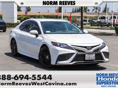 Used 2022 Toyota Camry XSE w/ Carpet Mat Package (TMS) FWD image 1