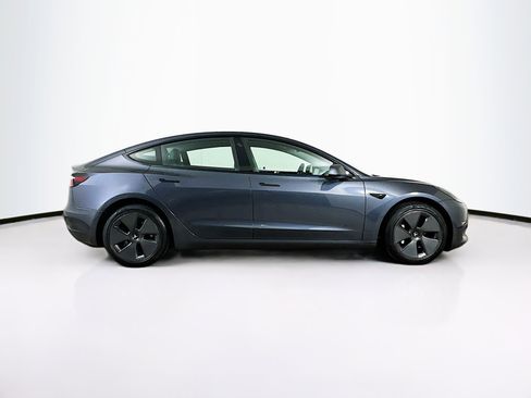 Used 2023 Tesla Model 3 Standard Range image 10