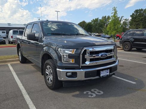 Used 2017 Ford F150 XLT AWD/4WD image 4