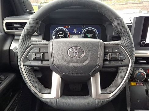 New 2025 Toyota Tacoma TRD Off-Road image 18