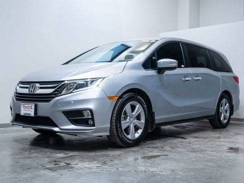 Used 2019 Honda Odyssey EX image 3