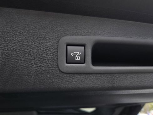 Certified 2026 Toyota Sienna XLE FWD image 26