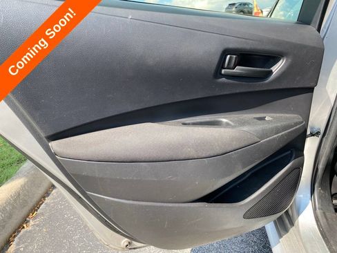 Used 2023 Toyota Corolla LE FWD image 27