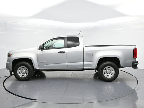 Used 2019 Chevrolet Colorado W/T RWD image 4