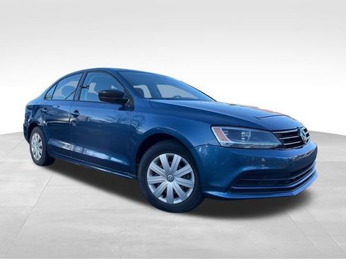 Used 2016 Volkswagen Jetta S image 1