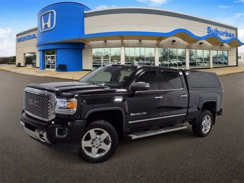 Used 2015 GMC Sierra 2500 Denali w/ Duramax Plus Package image 1