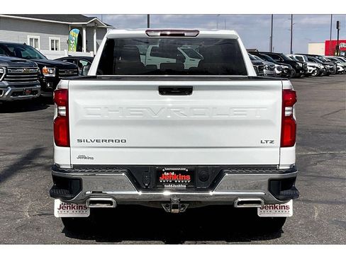 Used 2023 Chevrolet Silverado 1500 LTZ image 4