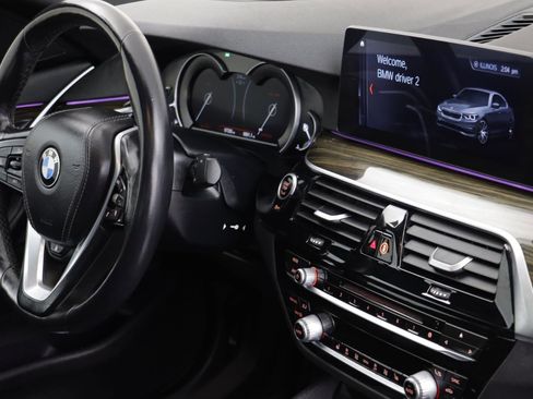 Used 2018 BMW 530i xDrive 530i xDrive image 21