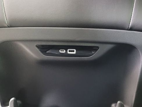 New 2026 Chrysler Pacifica Limited w/ S Appearance Package image 30