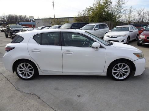 Used 2011 Lexus CT 200h Premium w/ Premium Audio Pkg FWD image 5