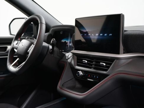 New 2026 Ford Explorer ST-Line w/ ST-Line Street Pack AWD/4WD image 34